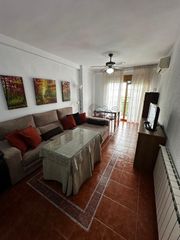 Miete Etagenwohnung in Calle maestro cebrián 1