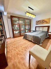 Appartement à Calle jorge morales 10b