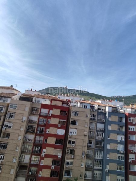 Foto ffaca584-92d2-46be-abb0-65a8f0503f41. Àtic a Peñamefecit - Avda Barcelona Jaén
