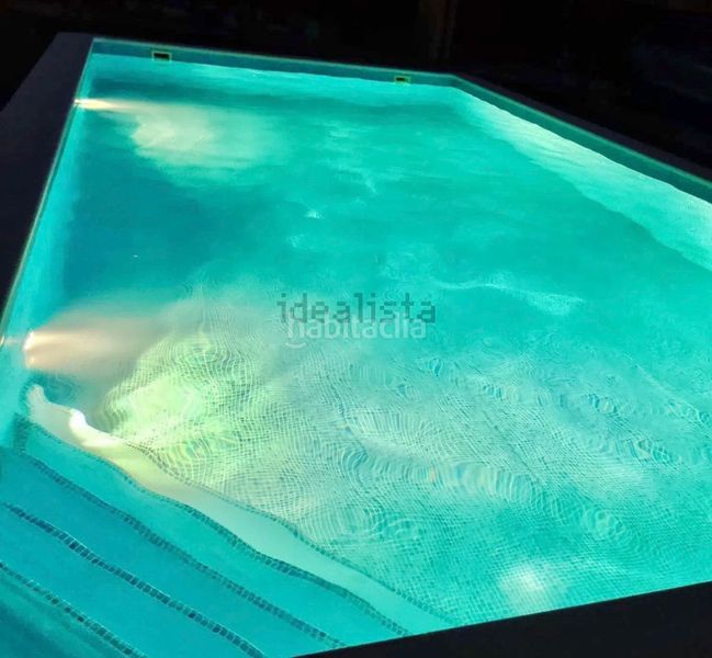 Foto be1562a7-4a13-407b-977e-53cb5614ee93. Xalet amb xemeneia calefacció aparcament piscina a Jaén