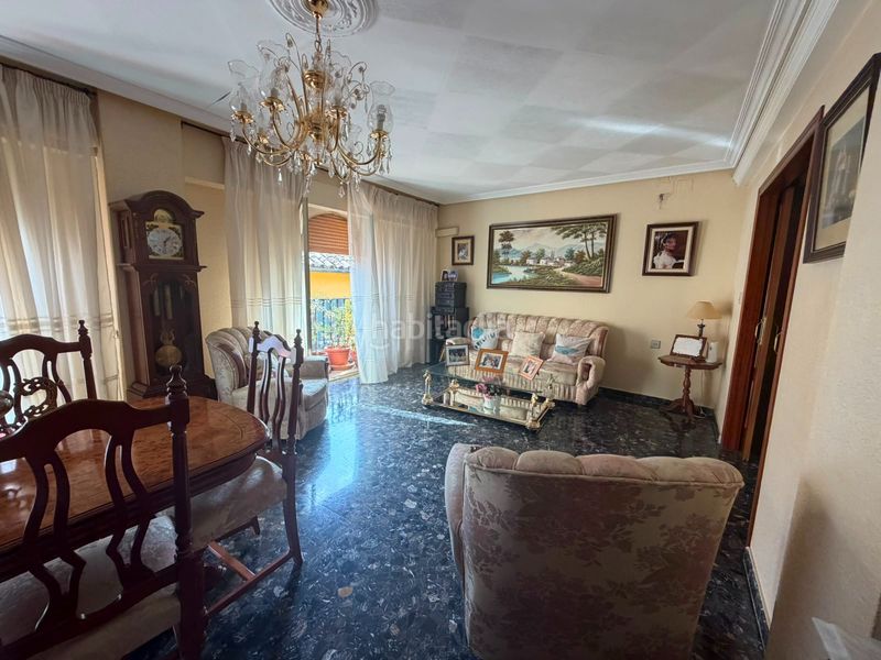 Foto 9600af15-a1bb-4003-8b96-a8950f1d0792. Casa amb aparcament a Ctra. Circunvalación - La Magdalena Jaén