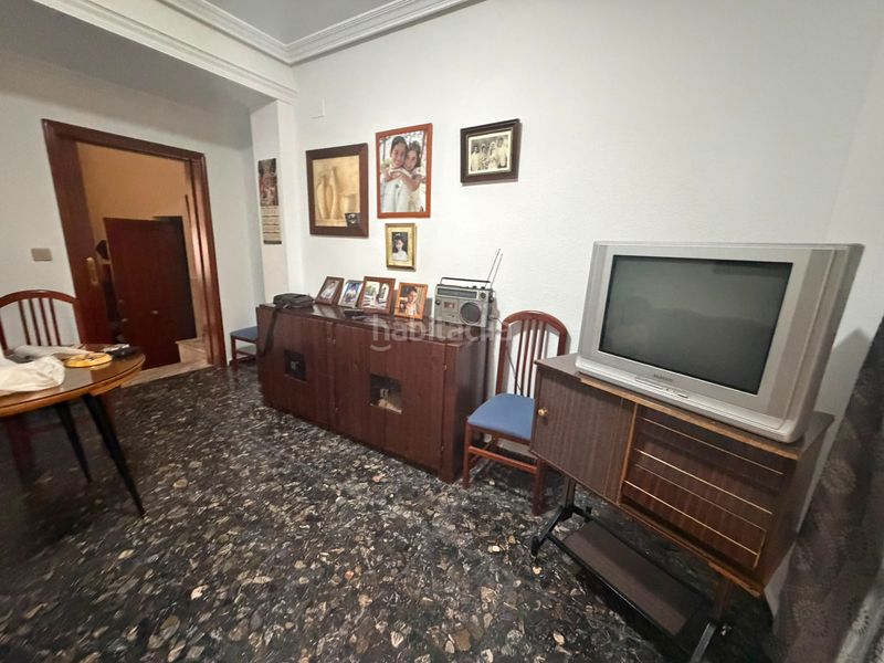 Foto df601e8b-6be1-48f6-8e3b-ca7d0cf4012d. Casa amb aparcament a Ctra. Circunvalación - La Magdalena Jaén
