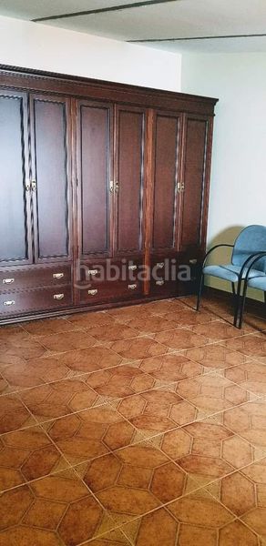 Foto 0ab5a3d8-3179-4457-b8a5-1eb77e07a55d. Casa adossada amb aparcament a Mancha Real