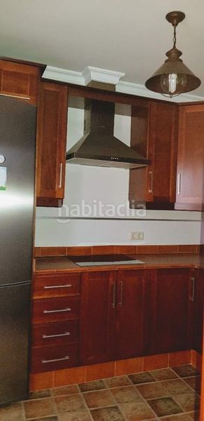 Foto 0caca24f-ca2a-43cc-b161-850af279495d. Casa adossada amb aparcament a Mancha Real