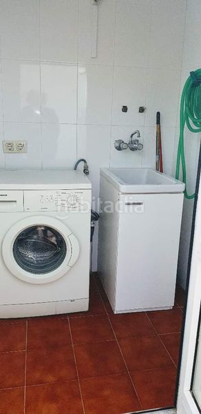 Foto 0ce7ba4c-4a87-4235-9814-8eb3d73bf277. Casa adossada amb aparcament a Mancha Real