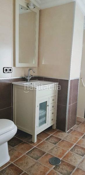 Foto c3ea93bf-62c8-4671-9e7c-d73649e4315b. Casa adossada amb aparcament a Mancha Real