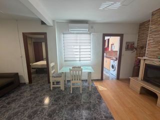 Miete Etagenwohnung in Calle francisco ayala garcía duarte 1a
