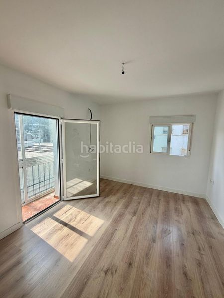 Foto 1b085899-5d38-4c0a-8d4c-9a85e26fabc4. Pis a Peñamefecit - Avda Barcelona Jaén