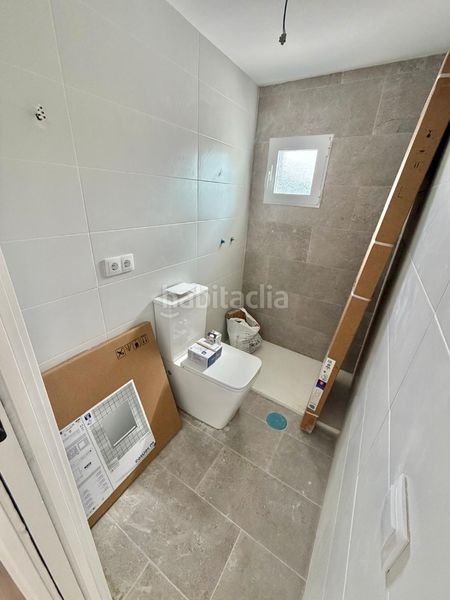Foto e9fd0bdb-d48f-458d-8f67-282d9b351a93. Pis a Peñamefecit - Avda Barcelona Jaén