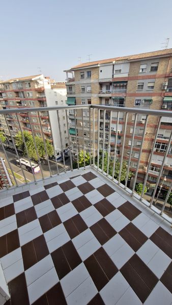 Foto 2f36ef75-8e06-41af-9e26-e18a70c98e6d. Lloguer pis a Peñamefecit - Avda Barcelona Jaén