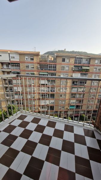 Foto cb636c20-dfa7-40b2-8d1b-747e0f9a0d99. Lloguer pis a Peñamefecit - Avda Barcelona Jaén
