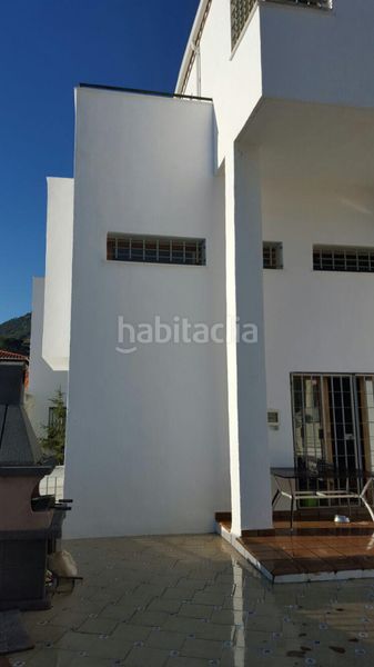 Foto 0f442ff5-5383-4c0a-92e4-8181c2373596. Xalet amb calefacció aparcament piscina a Jabalcuz Jaén