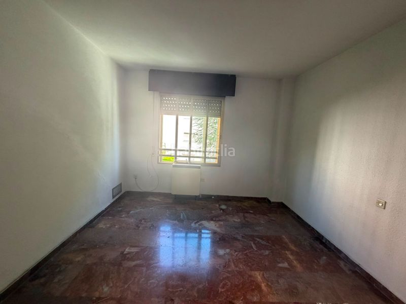 Foto be44b371-d95d-46b6-927b-b81a4654c65c. Flat with pool in Hospital Jaén
