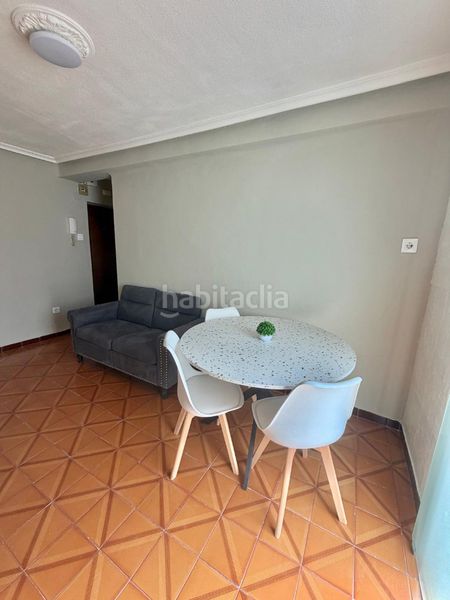 Foto 59c0a28d-28d0-443a-8985-28125c8b3cb2. Piso en Peñamefecit - Avda Barcelona Jaén