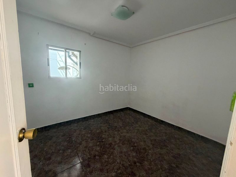 Foto 0406934d-ac14-475c-82a3-ace4e021a8b4. Casa amb aparcament a Santa Isabel Jaén