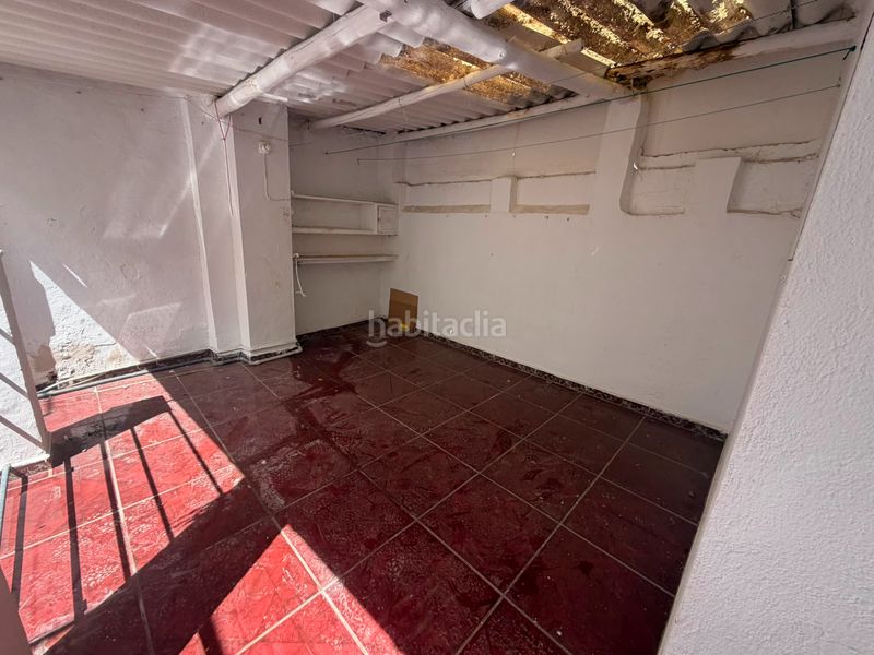Foto 1885f084-9f3b-44d3-855b-a2062288f499. Casa amb aparcament a Santa Isabel Jaén