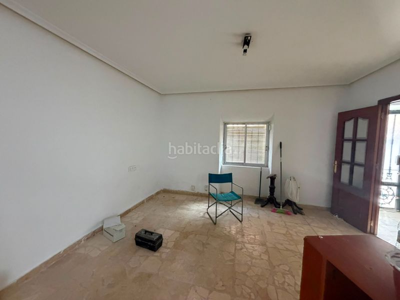 Foto 5d08fd74-f608-4311-a8fa-ba101cd6c6f4. Casa amb aparcament a Santa Isabel Jaén