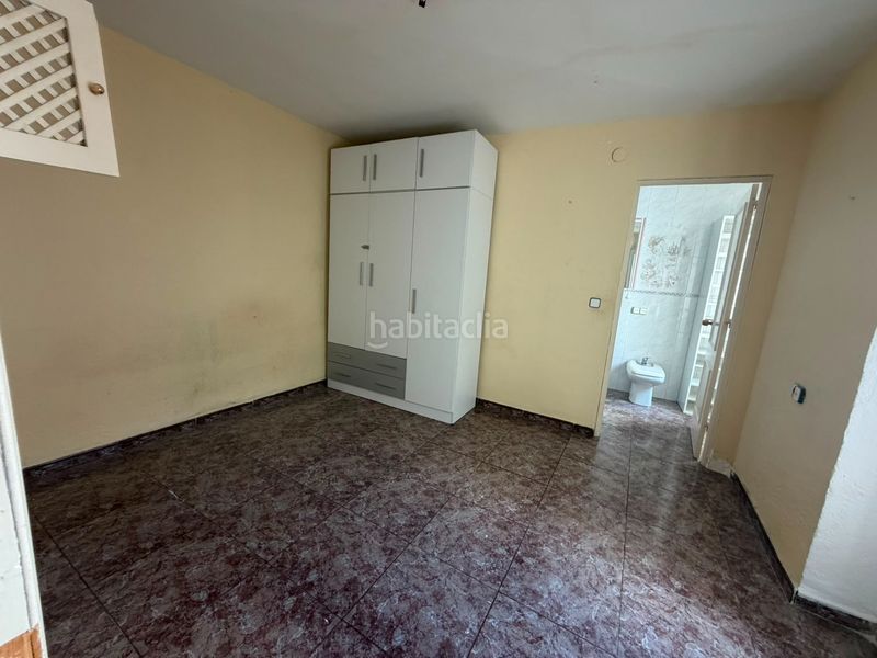 Foto e1173741-7764-43c8-a958-4f54855399e7. Casa amb aparcament a Santa Isabel Jaén