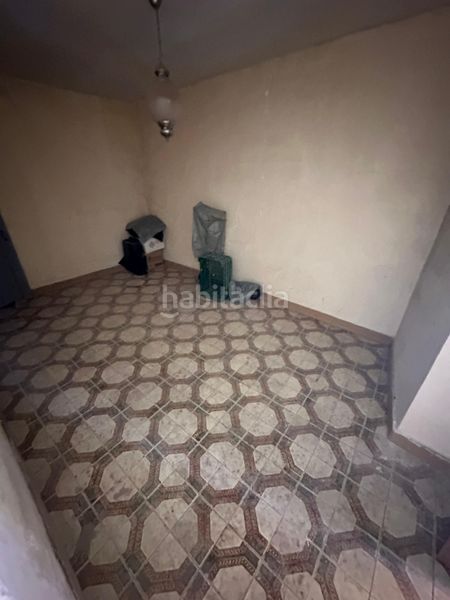 Foto a40d98f5-6a85-43c4-9fe3-8f6bd06f269a. Casa a Ctra. Circunvalación - La Magdalena Jaén