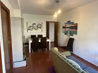 Affitto Appartamento in Cartuja. Oportunidad de piso en alquiler de 4 dormitorios en cartuja