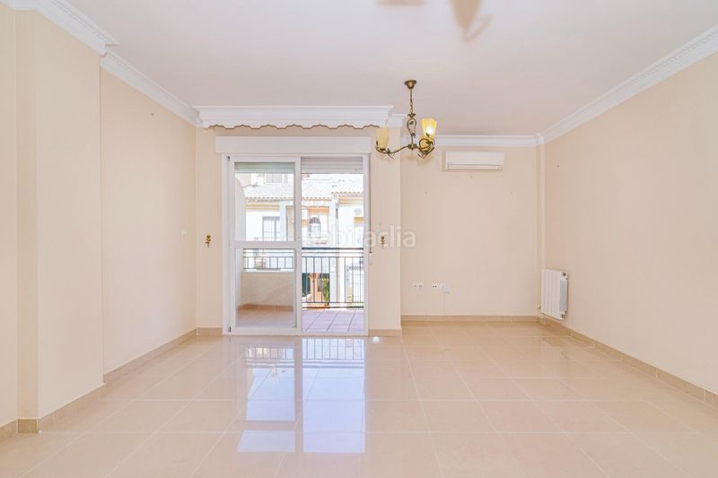 Foto 160ea962-4510-4c34-9879-4467a57e8899. Pis a Atarfe