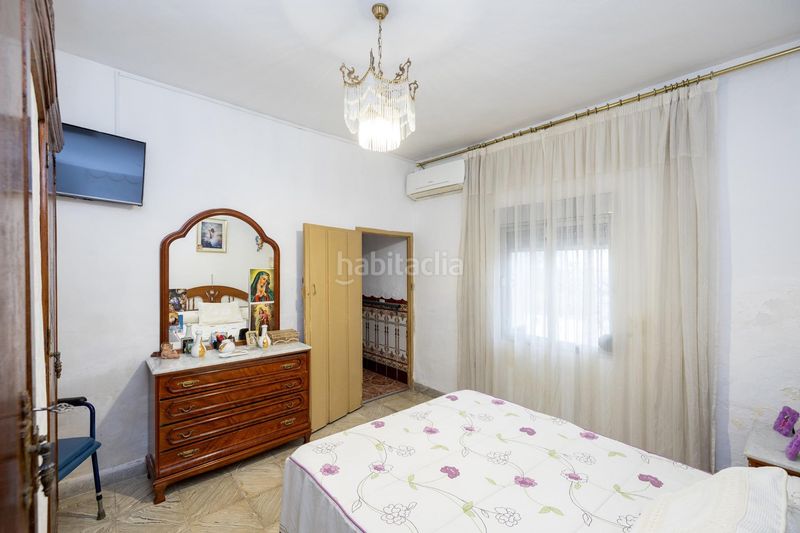 Foto 4747f914-ba4c-4c8e-bbb8-669f5ec3e44d. Casa amb aparcament a Atarfe