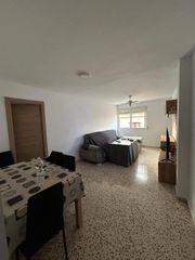 Lloguer Pis a San Ildefonso. Oportunidad en alquiler de piso de 4 dormitorios en calle hornil