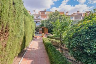 Terreny residencial a Barrio de la Vega. Oportunidad en venta de solar urbano en barrio monachil para con