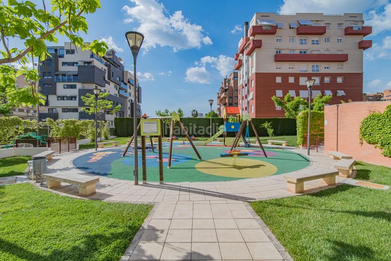 Foto a07d6ebe-c2a0-4721-b6d0-546d771d0a17. Miete dachwohnung mit heizung parking pool in Av. F. Garcia Lorca - Nueva Estación Autobuses Granada