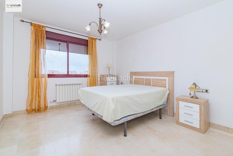 Foto 5f784a5b-fc47-43ad-8461-ef817839e357. Location appartement avec chauffage parking piscine dans Granada