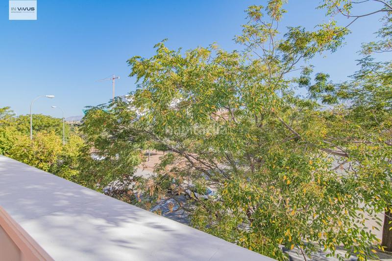 Foto 2113562a-753c-4339-a8e3-4de4448476bd. Lloguer pis amb calefacció aparcament piscina a Av. F. Garcia Lorca - Nueva Estación Autobuses Granada