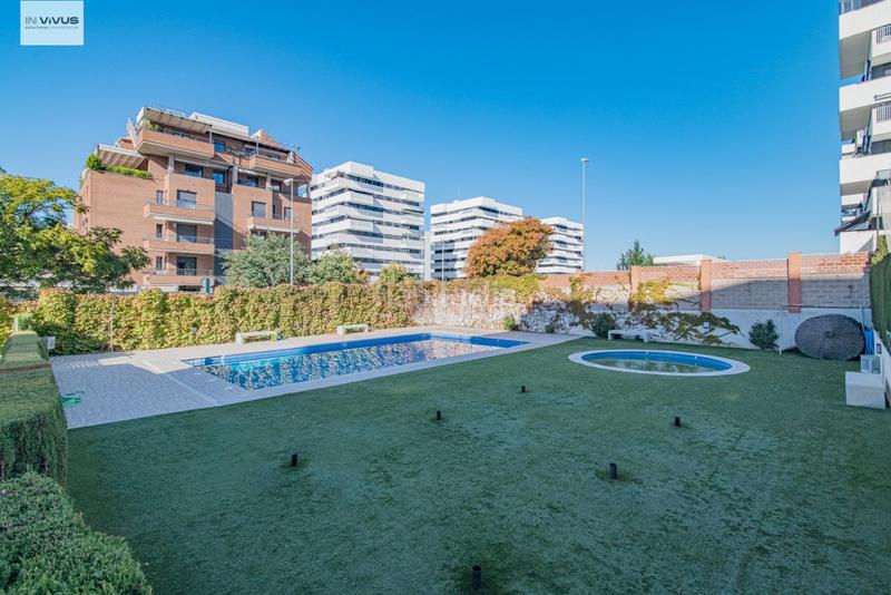 Foto 47e84849-62f5-4add-b35b-79896a060807. Location appartement avec chauffage parking piscine dans Granada