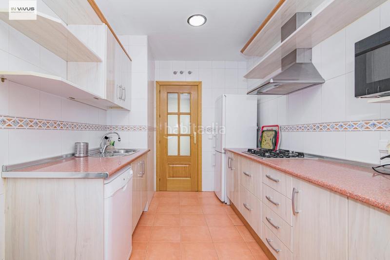 Foto d689b25a-1153-4672-a37c-e7f1cac7bb6f. Location appartement avec chauffage parking piscine dans Granada