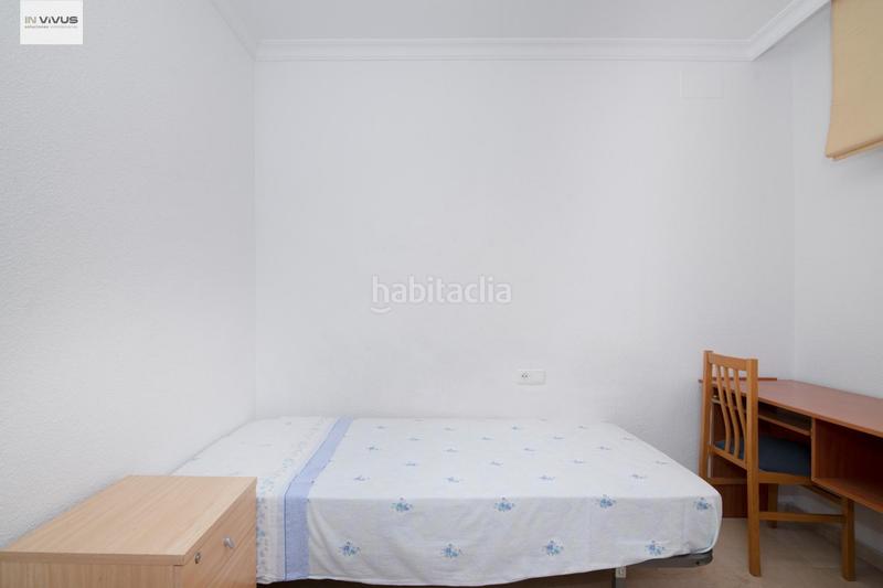 Foto fb27ef97-94b9-4d0e-bcbd-c92037482ee4. Location appartement avec chauffage parking piscine dans Granada