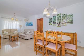 Location Appartement à Av. F. Garcia Lorca - Nueva Estación Autobuses. Alquiler de temporada de piso en el barrio albayda de 4 dormitor