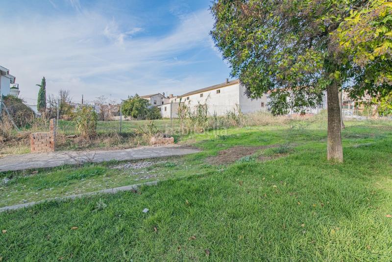 Foto ce16348f-9f58-4768-a184-feb6007b3076. Wohngrundstück in Peligros