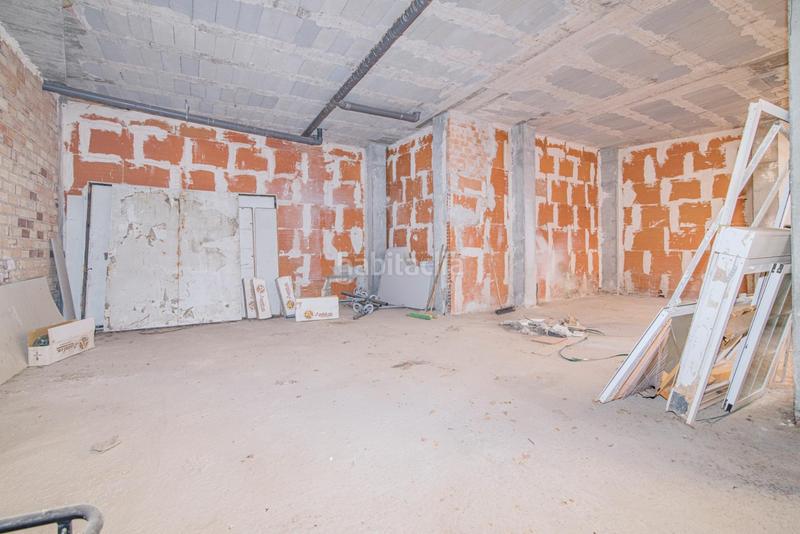 Foto 83519910-1c9f-4dd8-adb2-7470b7d020e3. Locale commerciale in Ogíjares