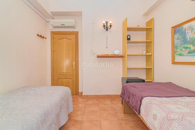 Foto 3bf4b4b3-45ba-4621-9296-e8eed6f00b19. Casa aparellada amb aparcament piscina a Purchil Vegas del Genil