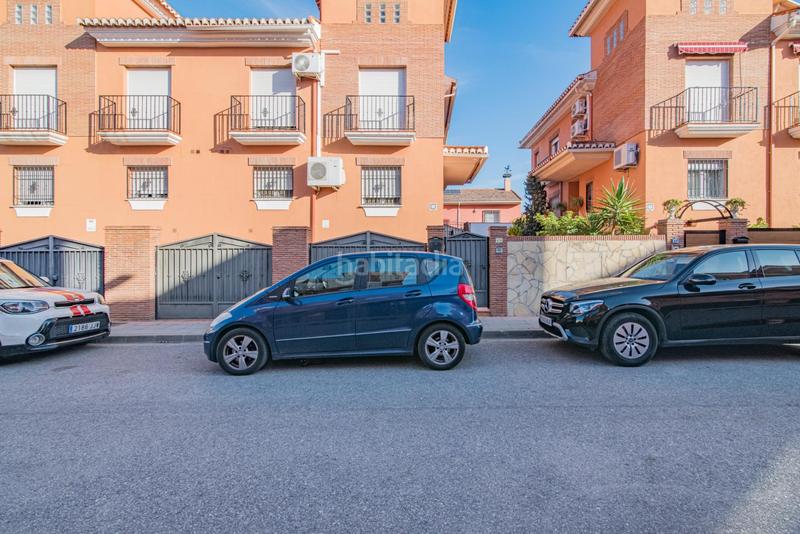 Foto 41197751-c34f-4d94-8c63-bff478c247b8. Casa aparellada amb aparcament piscina a Purchil Vegas del Genil