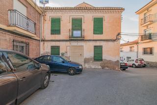 Casa en San blas. Casa con encanto histrico en el centro de otura