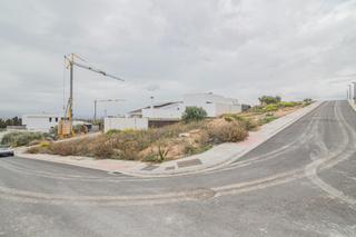 Terreny residencial  Avenida de monteluz. Solar urbano en venta de 260 m en nueva monteluz, peligros