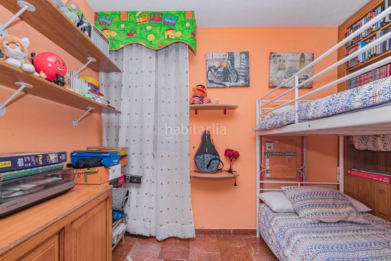 Foto 6fc6a0be-e24d-4261-919a-f056b90105f1. Piso gran piso centro en Cervantes Granada