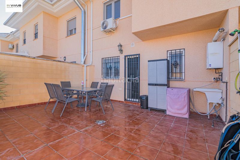 Foto c3f836d4-1c01-4ca8-9a27-4233a4a01f7e. Lloguer casa adossada amb calefacció aparcament piscina a Vegas del Genil