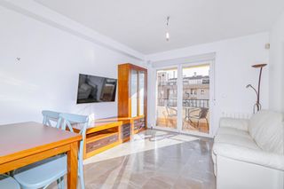 Miete Etagenwohnung in Av. F. Garcia Lorca - Nueva Estación Autobuses. Piso en alquiler  barrio albayda, granada