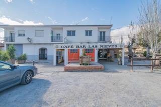 Casa a Malahá (La). Casa con negocio en la malaha