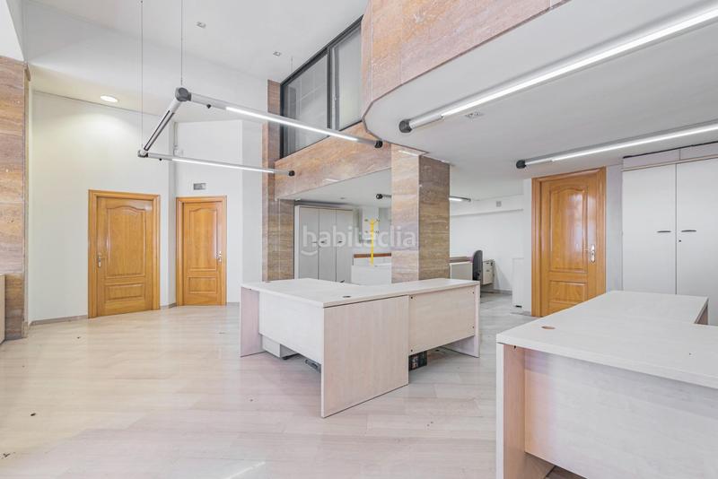 Foto 76a948f0-adb5-49c4-802f-6165f0991fc9. Local comercial en avenida andalucia 34 oportunidad única! local comercial en avenida andalucia en Granada