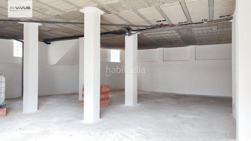 Foto 1eb8c2e0-59e1-4b98-8058-68ae2747a1c3. Locale commerciale in avenida de sierra nevada in Cenes de la Vega