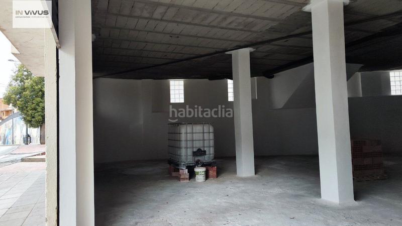 Foto b30ef437-be2f-4ce8-b31b-1f462ae55f49. Locale commerciale in avenida de sierra nevada in Cenes de la Vega