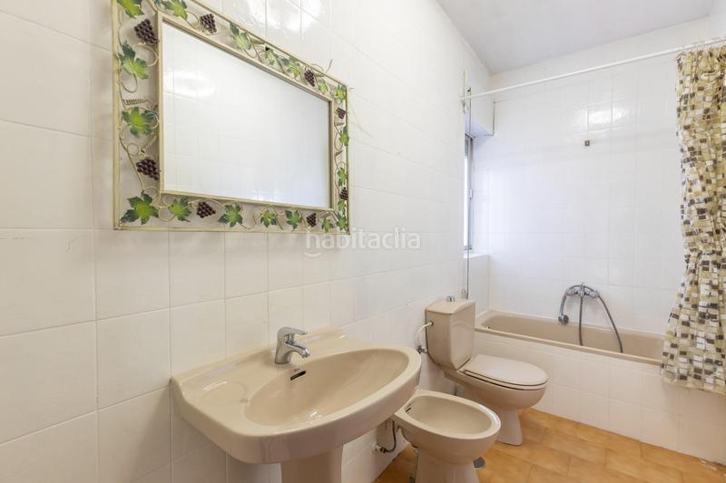 Foto 533dcd47-7fa7-4927-8ef2-5bc827c8c619. Semi detached house with parking in San Miguel Armilla