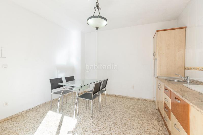 Foto 74d9d358-a931-4626-9f25-f6c2a0c7424c. Semi detached house with parking in San Miguel Armilla